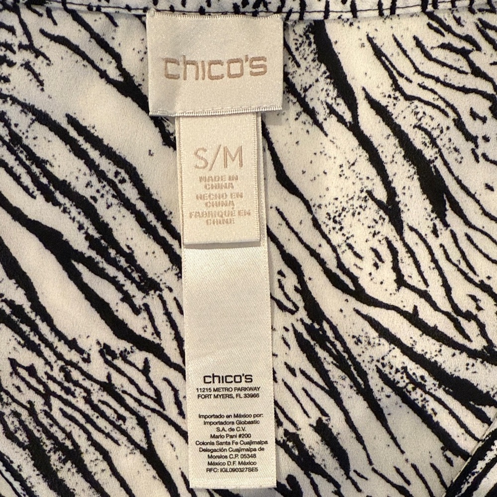 Chico's Zebra Pattern V-Neck Top - Picture 3 of 6